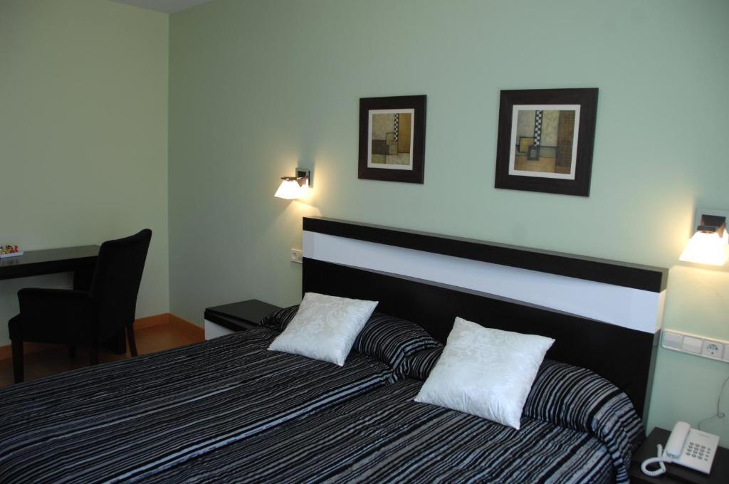 Hotel HC Sigüenza Habitación foto